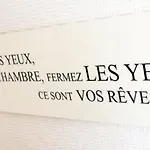 Grand De La Seine Hotel