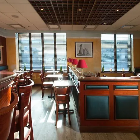 Grand De La Seine Otel