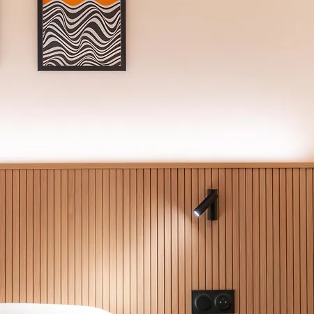 Grand De La Seine Ξενοδοχείο 4*