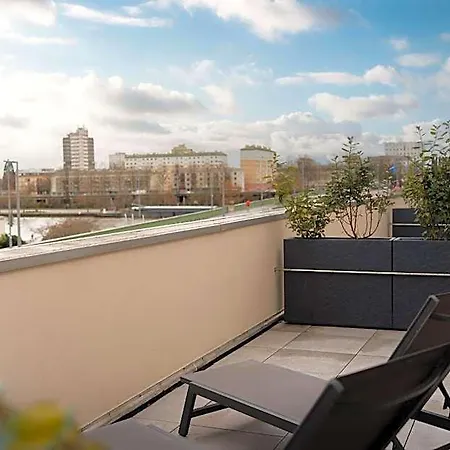 Grand De La Seine 4*
