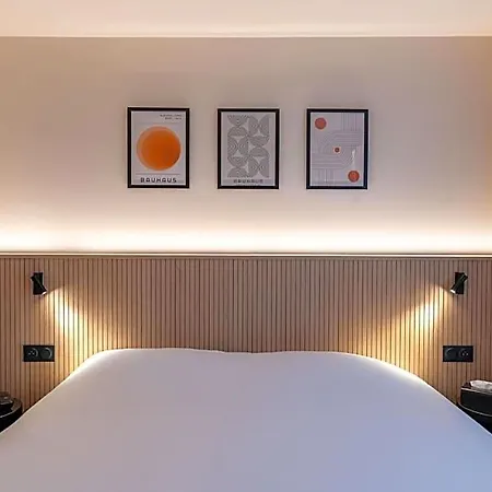 Grand De La Seine Hotell