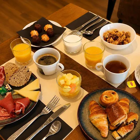 Kyriad Centre Hotel 4*