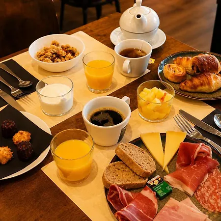 Hotel Kyriad Centre 4*
