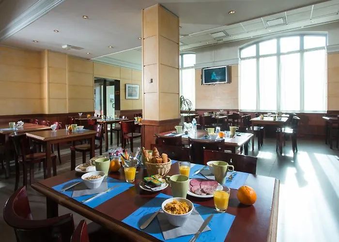 Grand De La Seine 4* Руан