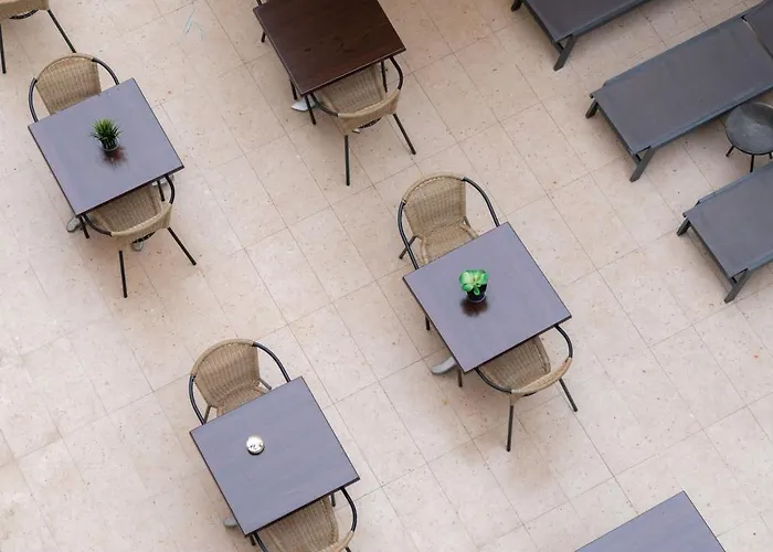 Отель Grand De La Seine 4*