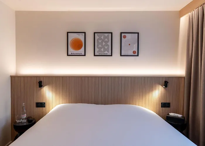 Grand De La Seine 4* Руан