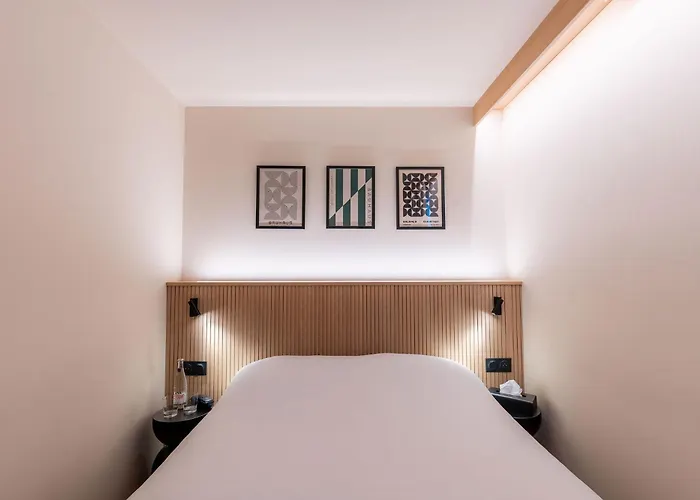 Отель Grand De La Seine 4*