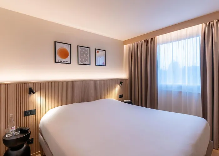 Grand De La Seine 4* Руан