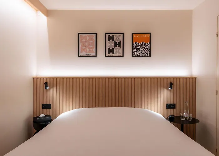 Grand De La Seine Отель 4*