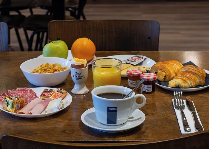 Grand De La Seine Hotel 4*