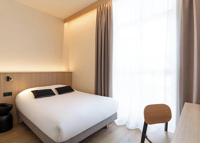 Grand De La Seine Отель