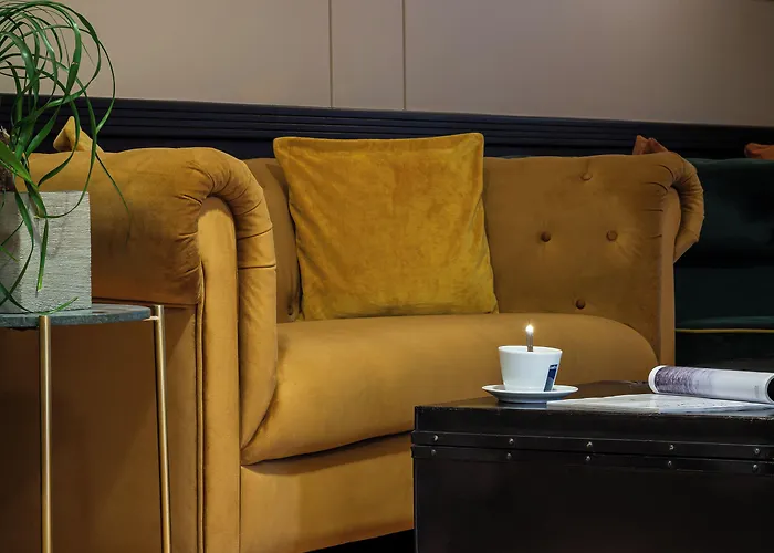 Grand De La Seine Hotel